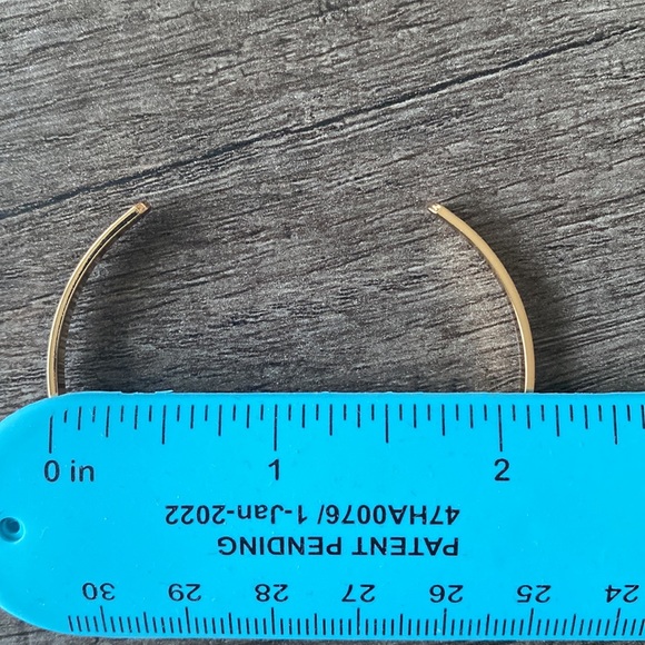 FAERYDAE STN CHARM C JULES SMITH cuff bracelet - Picture 7 of 10